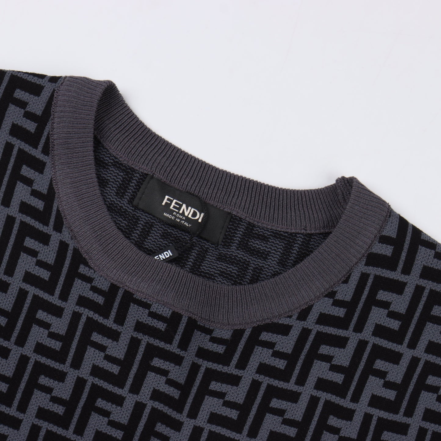 FENDI T-SHIRT - SUPER CLONE