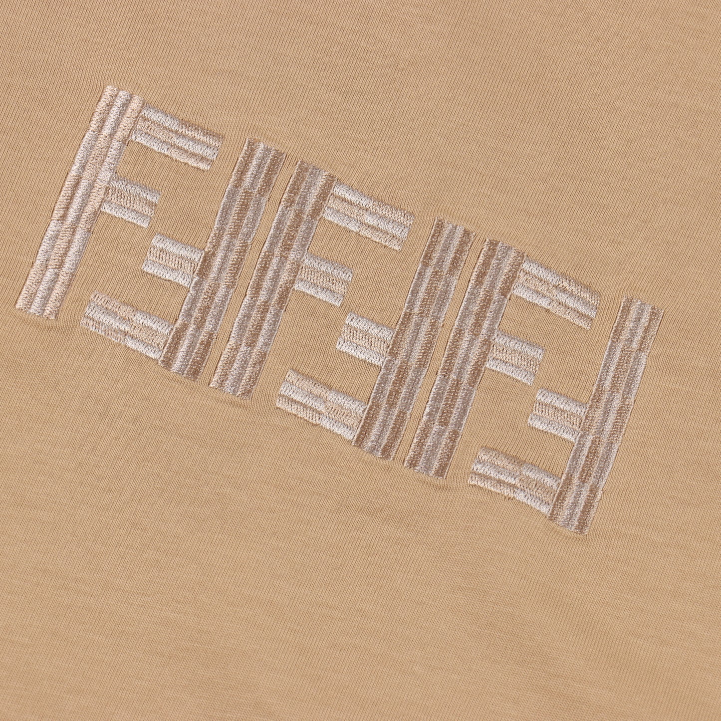 FENDI T-SHIRT - SUPER CLONE