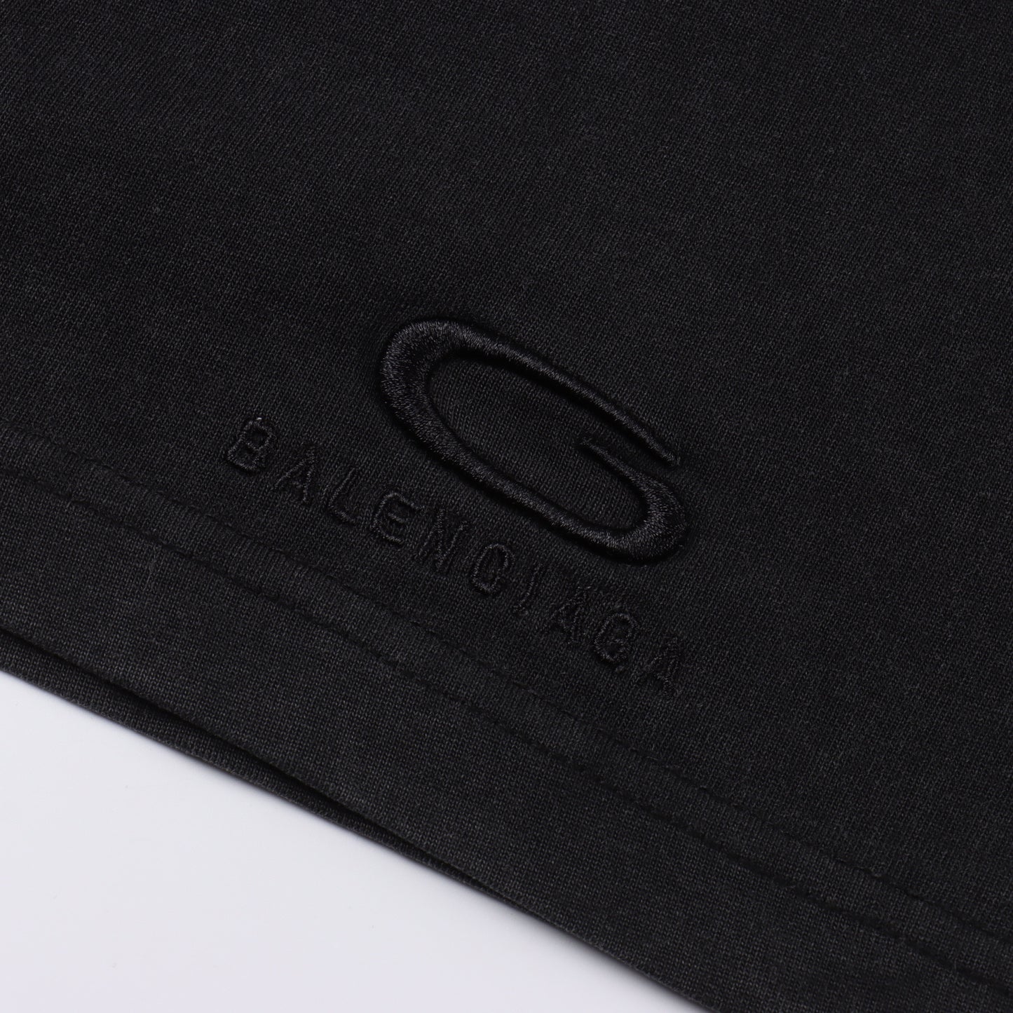 BALENCIAGA T-SHIRT - SUPER CLONE