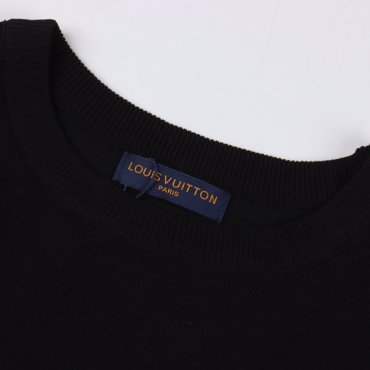 LOUIS VUITTON T-SHIRT - SUPER CLONE