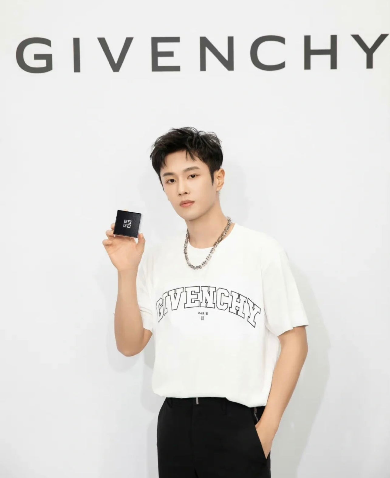 GIVENCHY T-SHIRT - SUPER CLONE