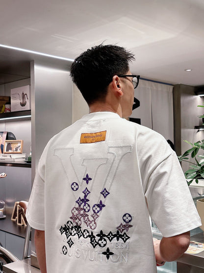 LOUIS VUITTON T-SHIRT - SUPER CLONE