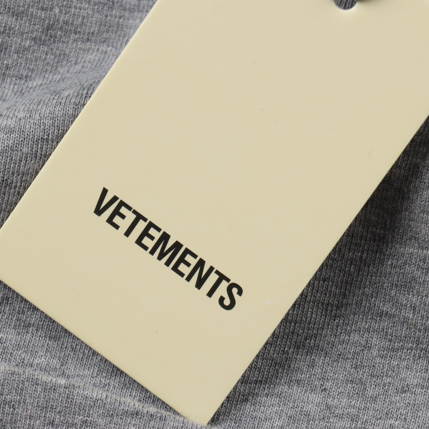 VETEMENTS T-SHIRT - SUPER CLONE