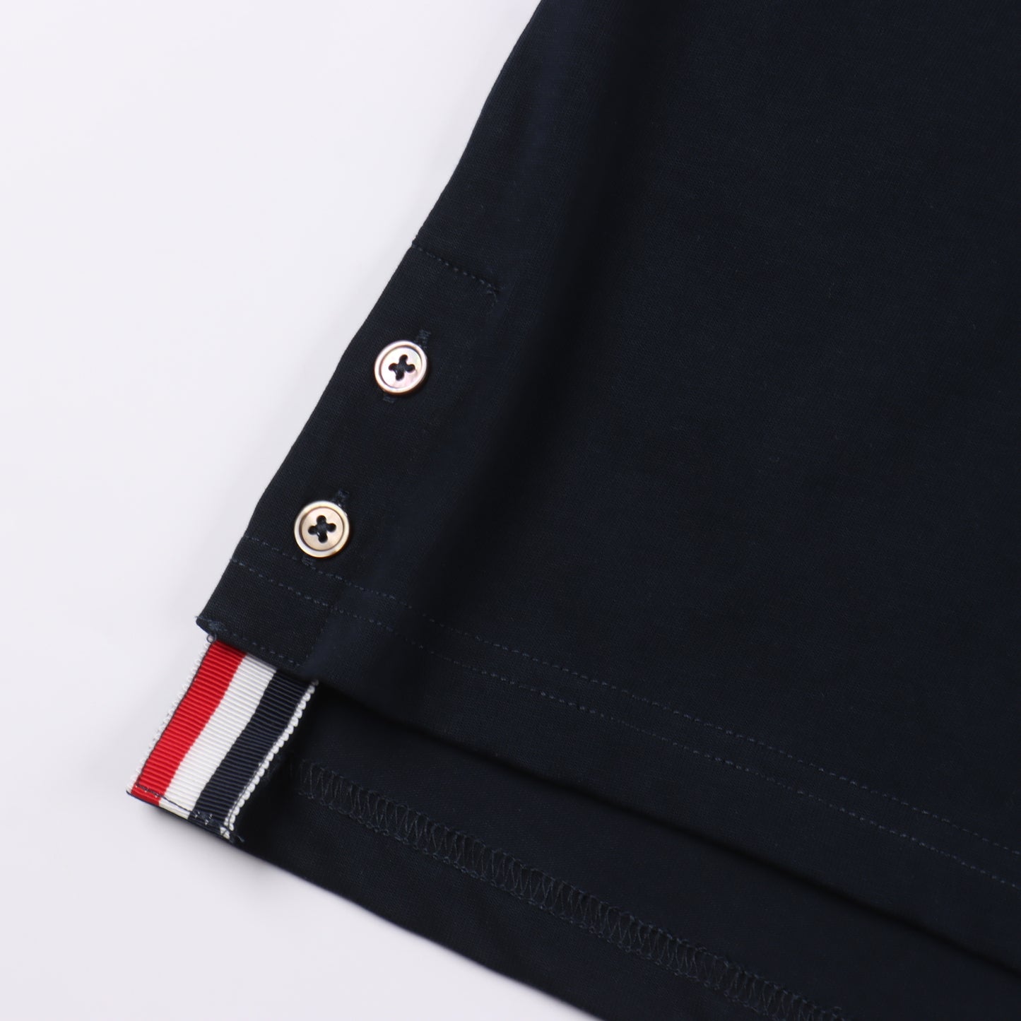 THOM BROWNE T-SHIRT - SUPER CLONE