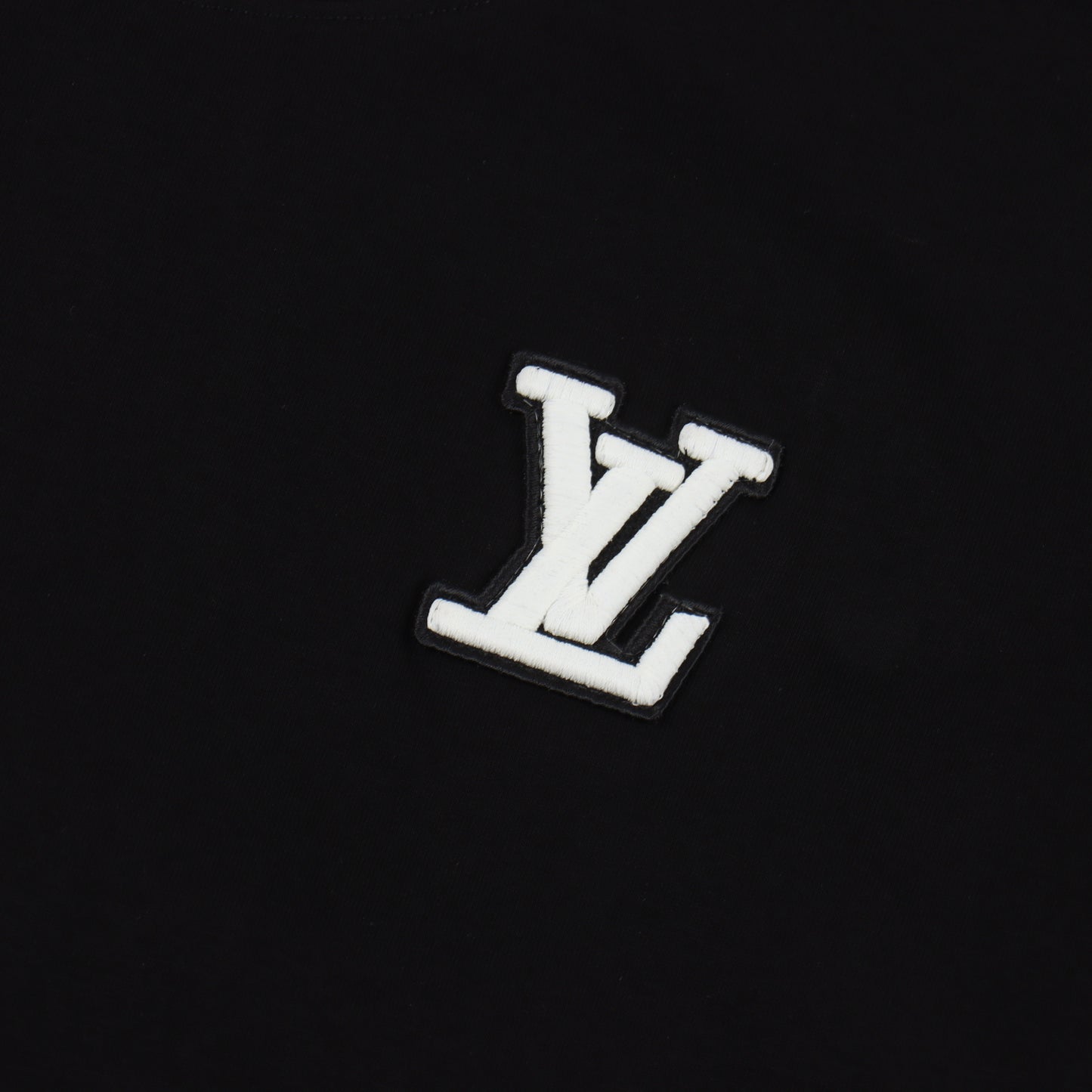 LOUIS VUITTON T-SHIRT - SUPER CLONE