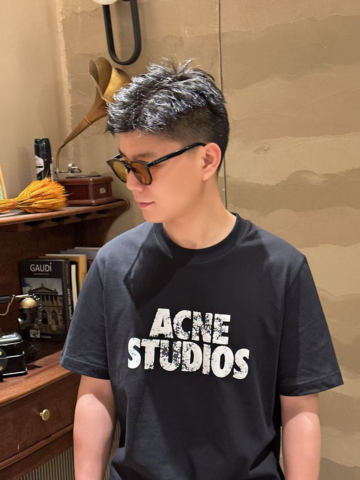 ACNE STUDIOS T-SHIRT - SUPER CLONE