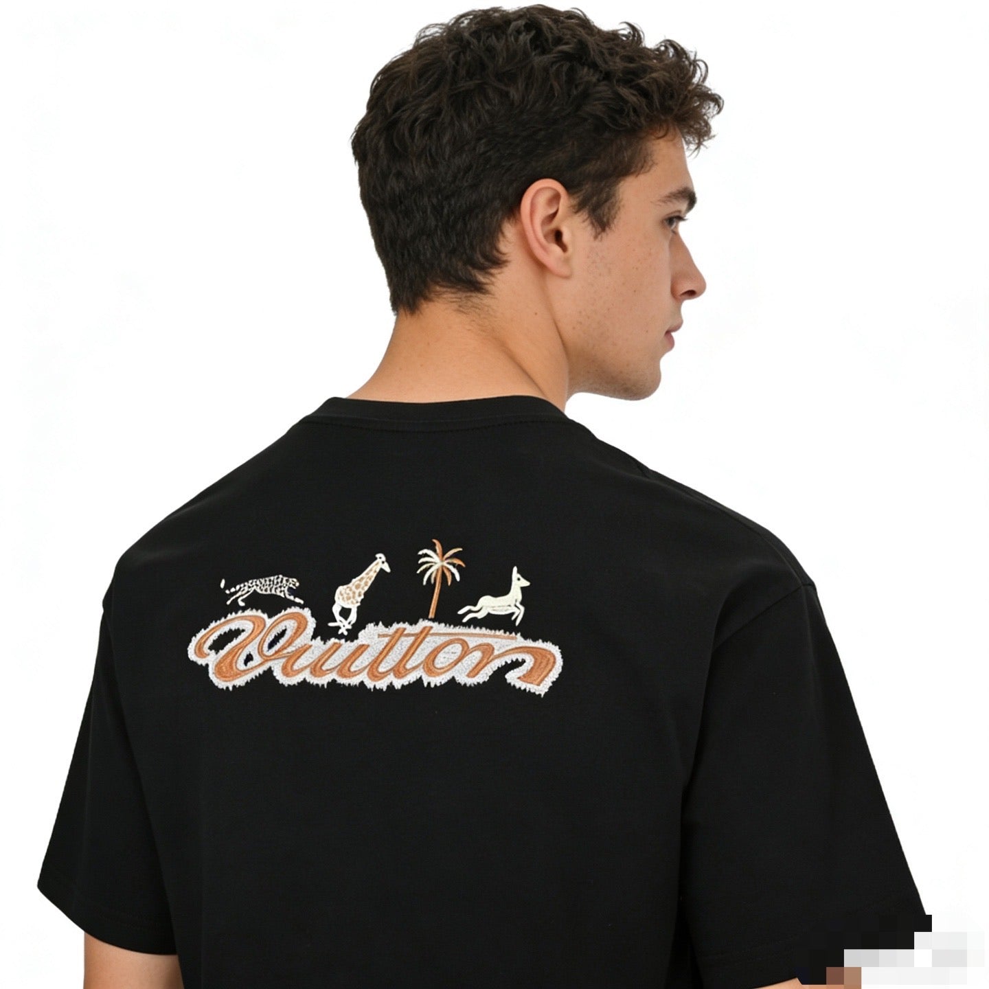 LOUIS VUITTON T-SHIRT - SUPER CLONE