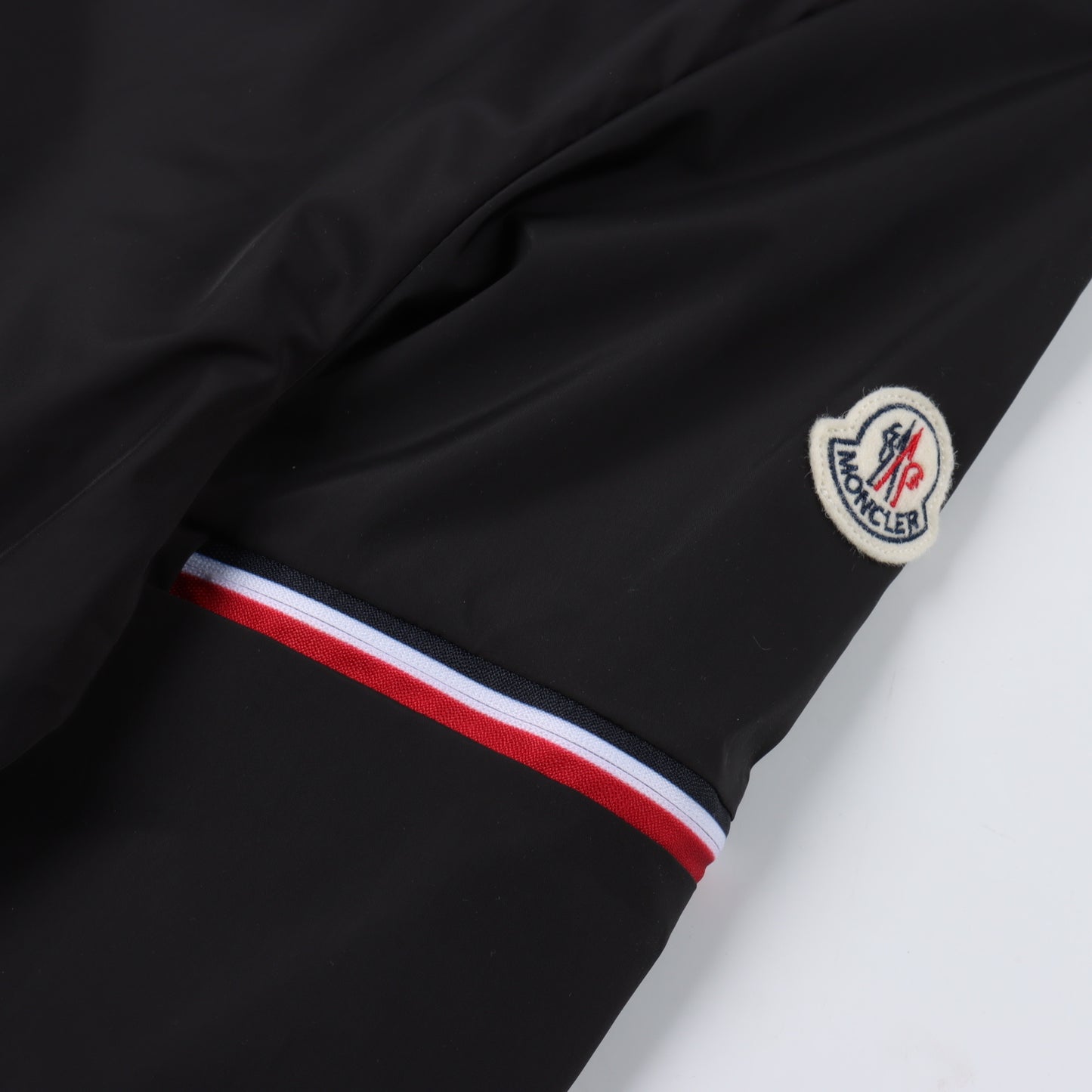 MONCLER LIGHTWEIGHT JACKET – 1:1 HIGH END