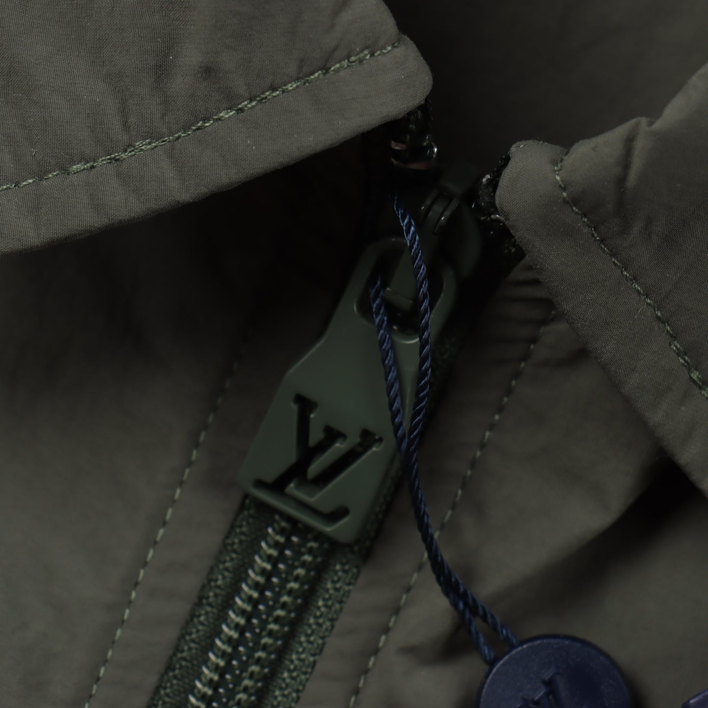 LOUIS VUITTON LIGHT ZIP JACKET – Olive Green Edition – 1:1 HIGH END