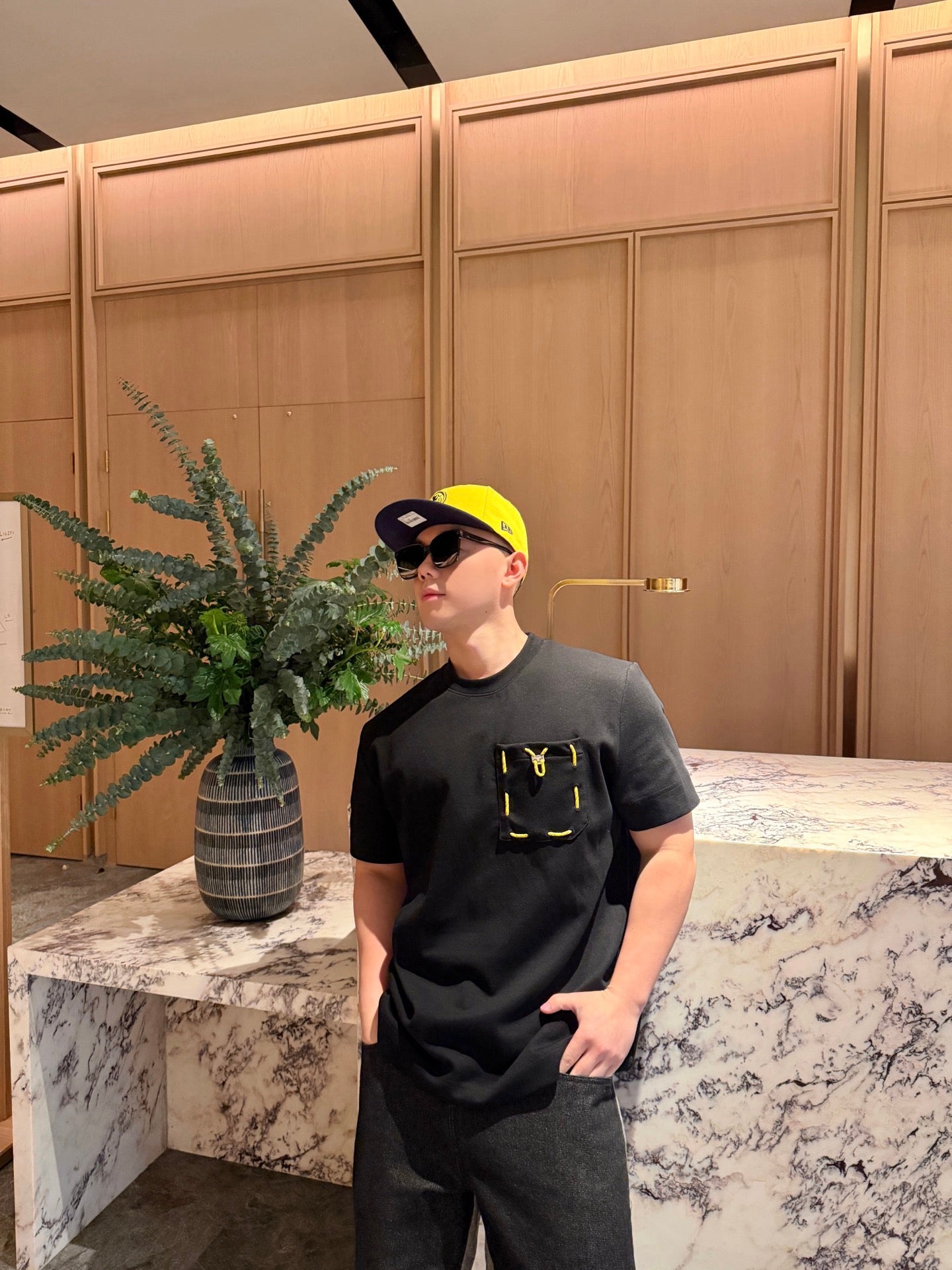 FENDI T-SHIRT - SUPER CLONE