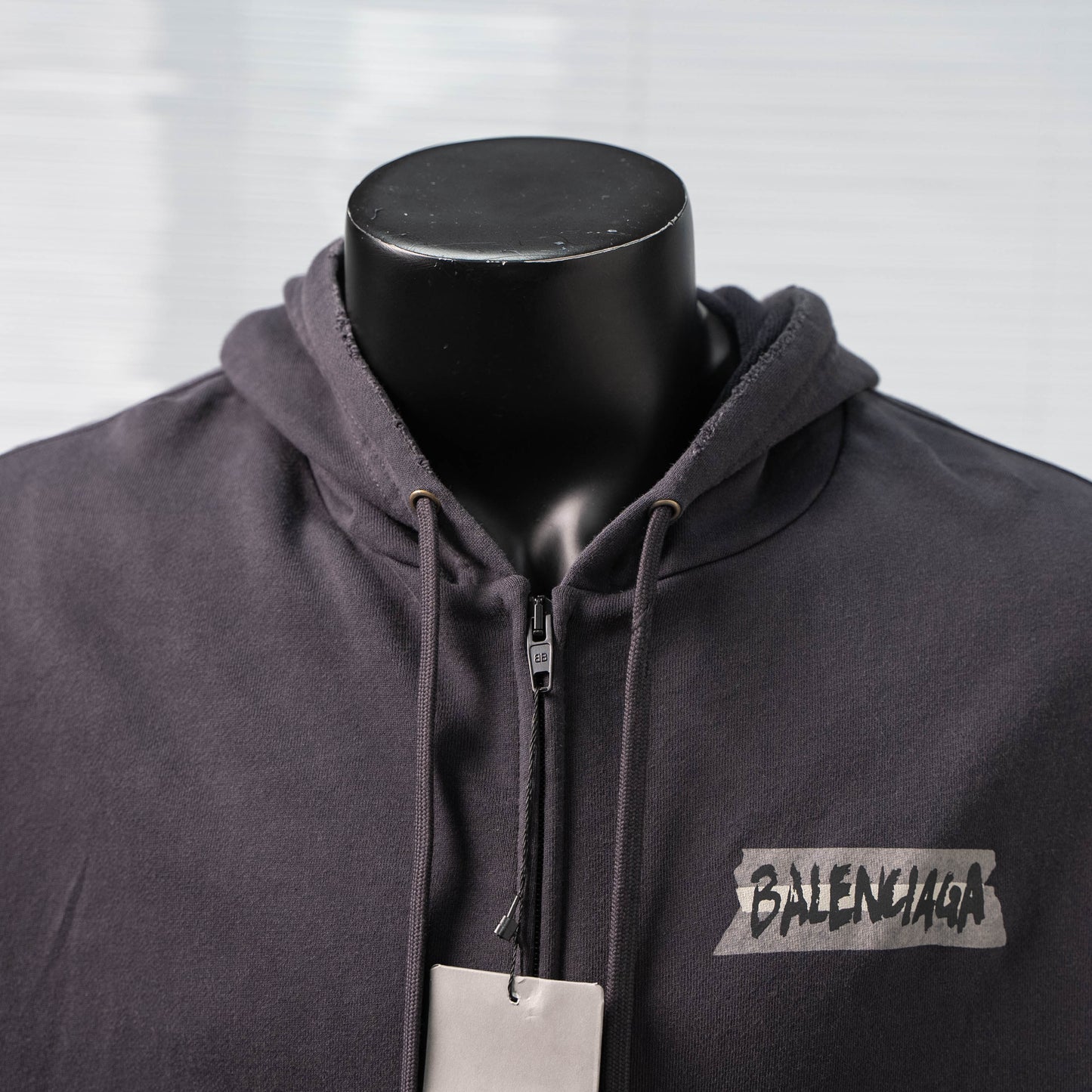 BALENCIAGA OVERSIZED DISTRESSED ZIP-UP HOODIE – 1:1 HIGH END