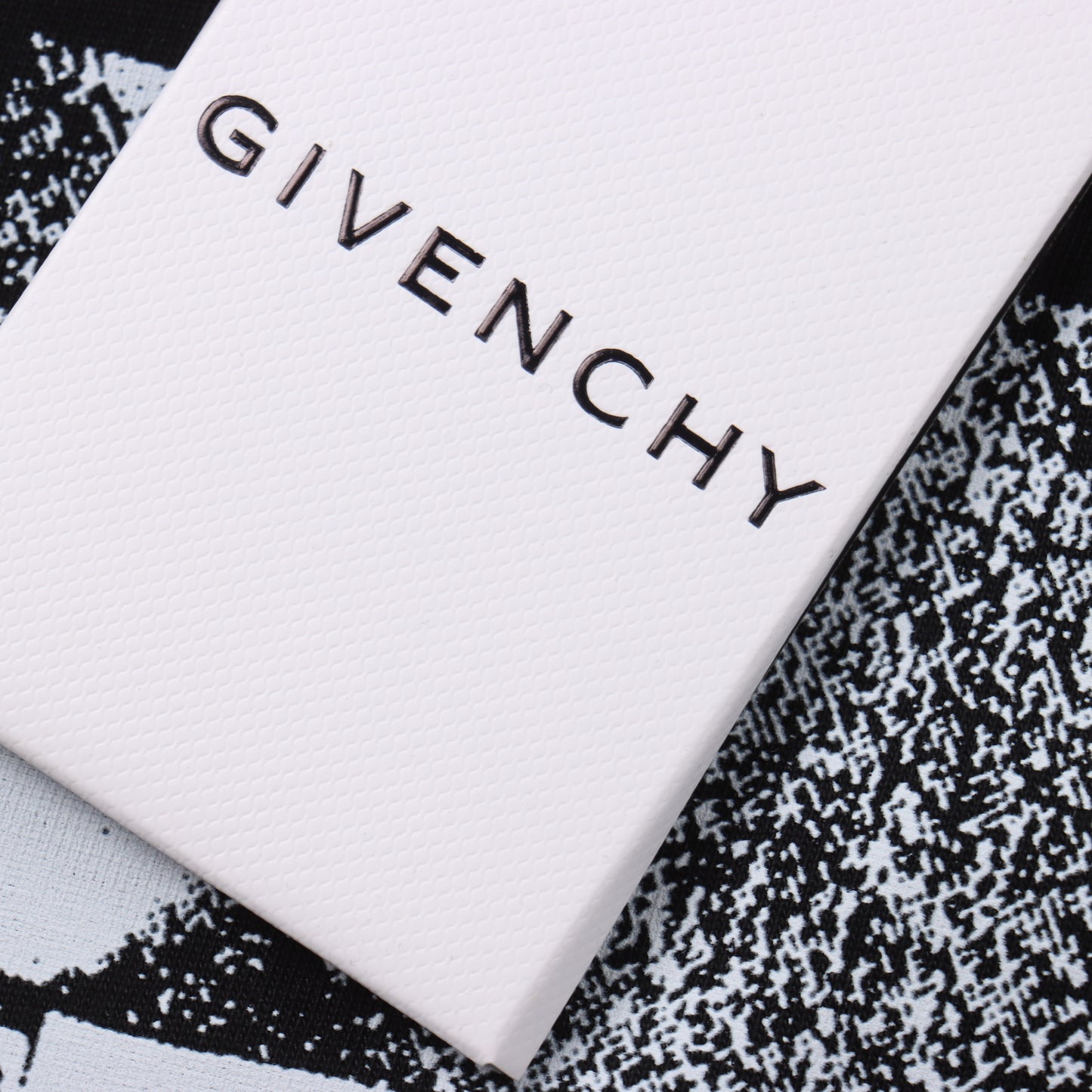 GIVENCHY T-SHIRT - SUPER CLONE