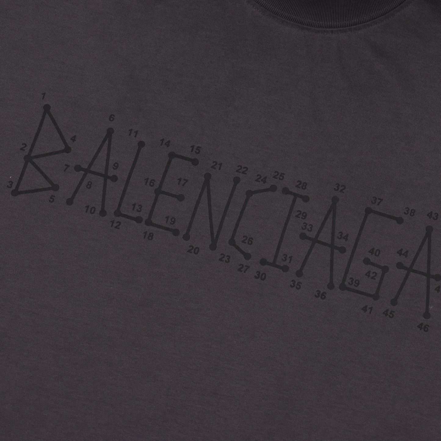 BALENCIAGA T-SHIRT - SUPER CLONE