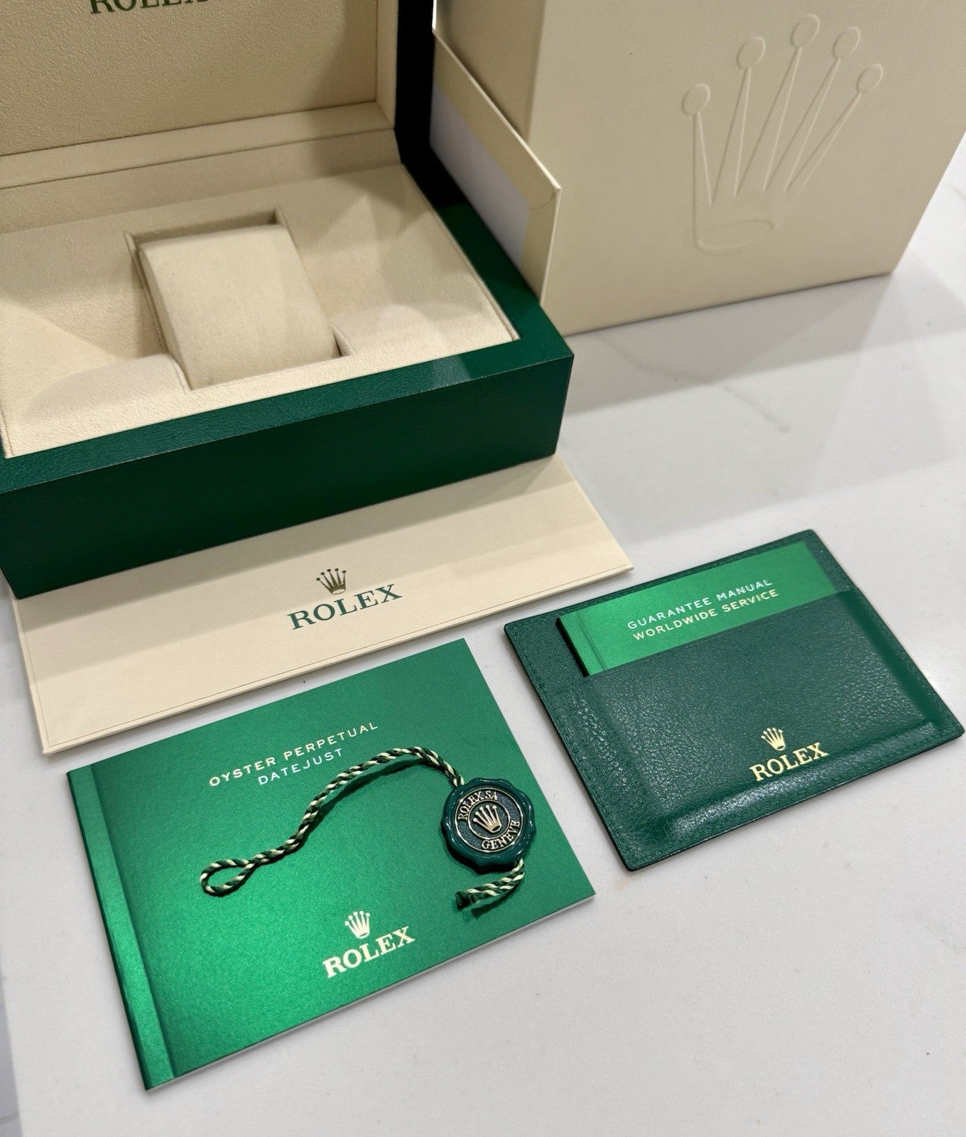 Rolex Datejust 41 mm, cadran gris, lunette plate - SUPER CLONE - MOUVEMENT SUISSE - Bracelet Jubilee