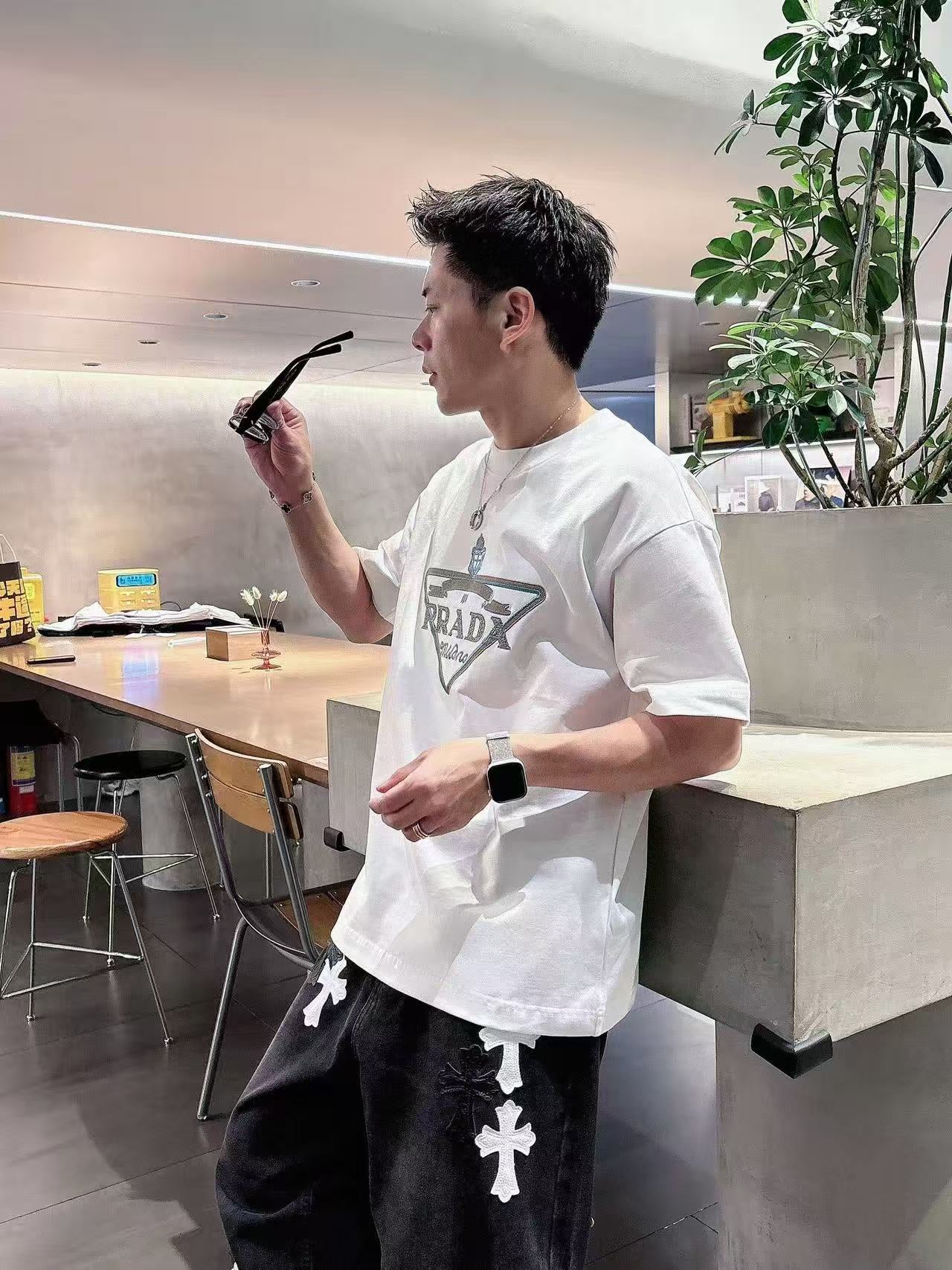 PRADA T-SHIRT - SUPER CLONE