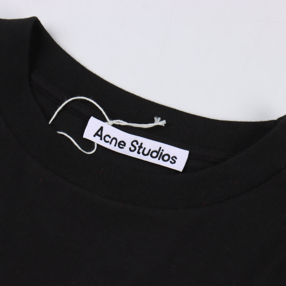 ACNE STUDIOS T-SHIRT - SUPER CLONE