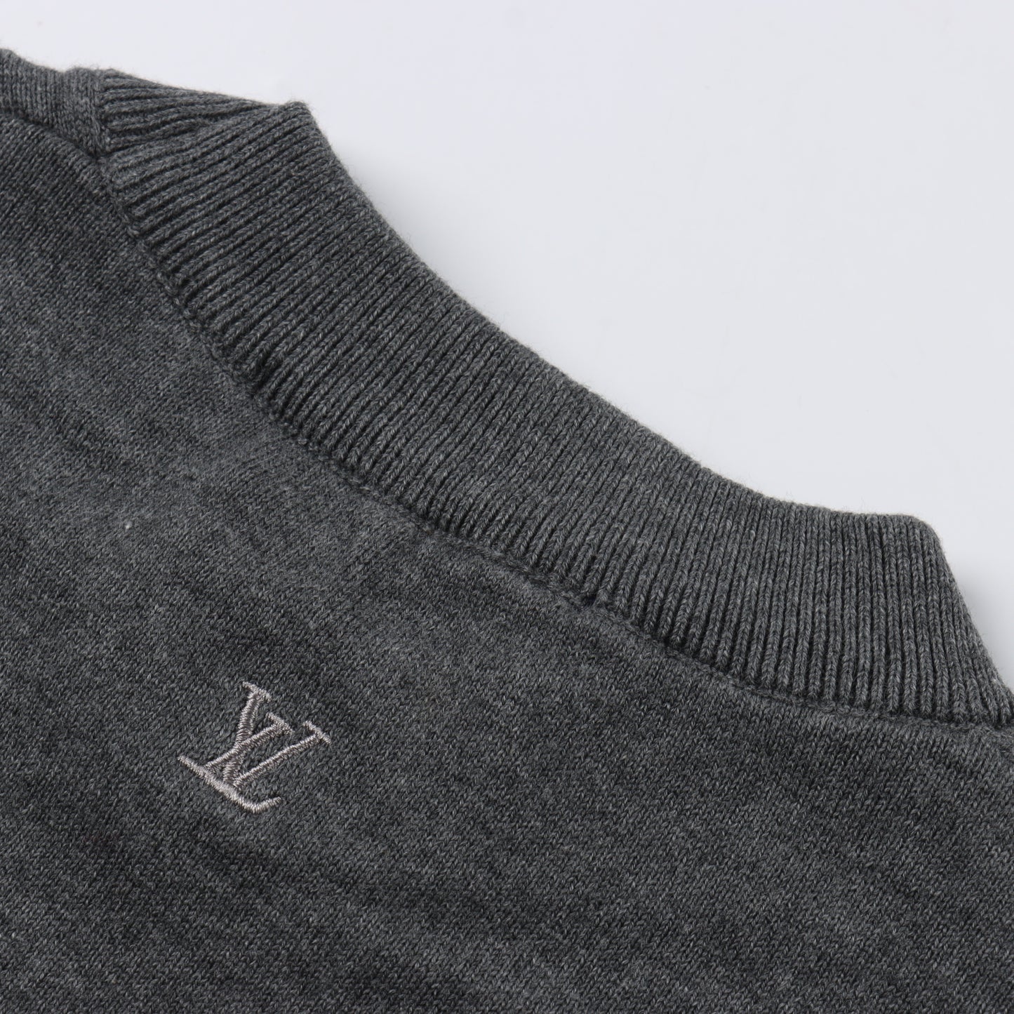 LOUIS VUITTON T-SHIRT - SUPER CLONE