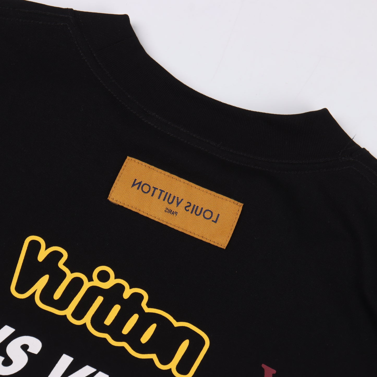 LOUIS VUITTON T-SHIRT - SUPER CLONE