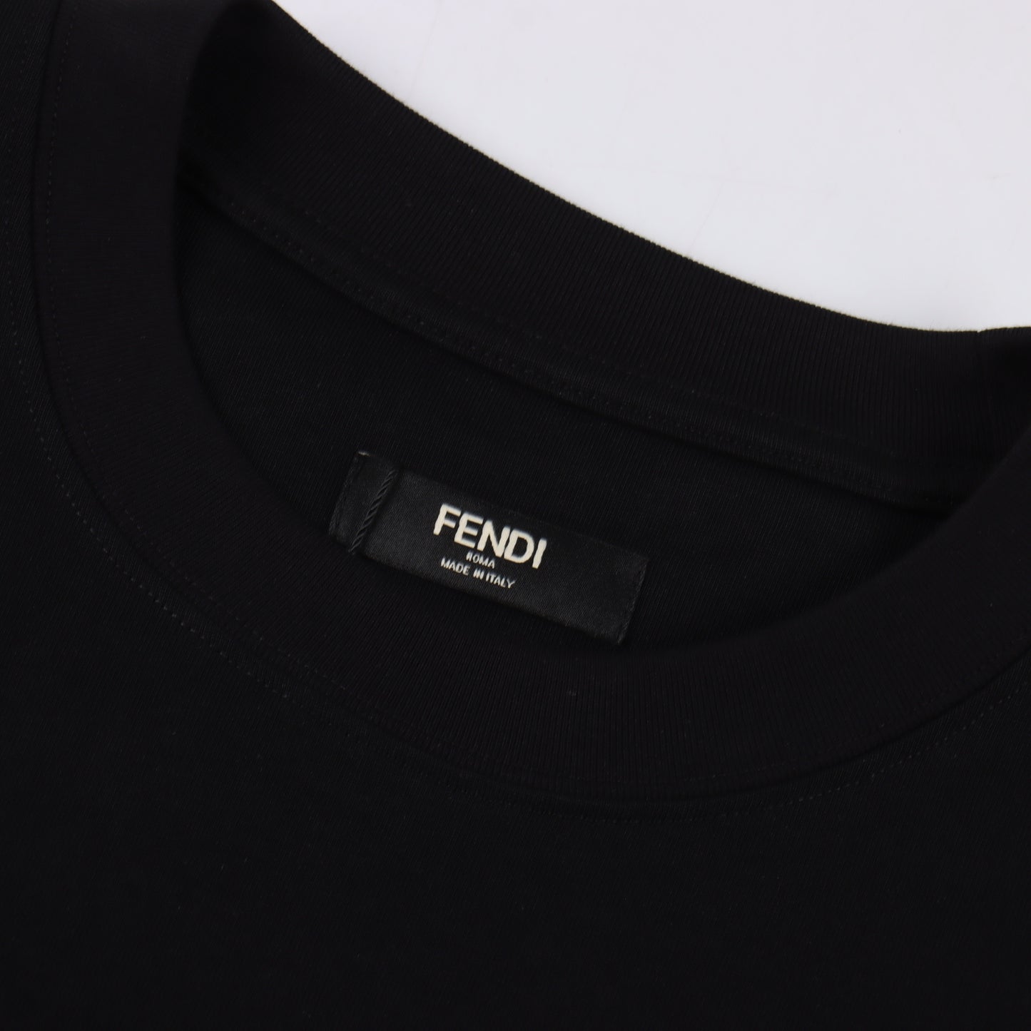 FENDI T-SHIRT - SUPER CLONE