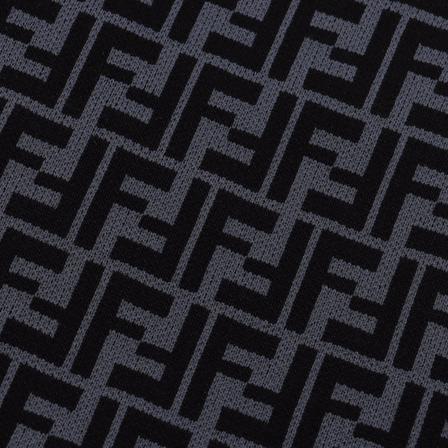 FENDI T-SHIRT - SUPER CLONE