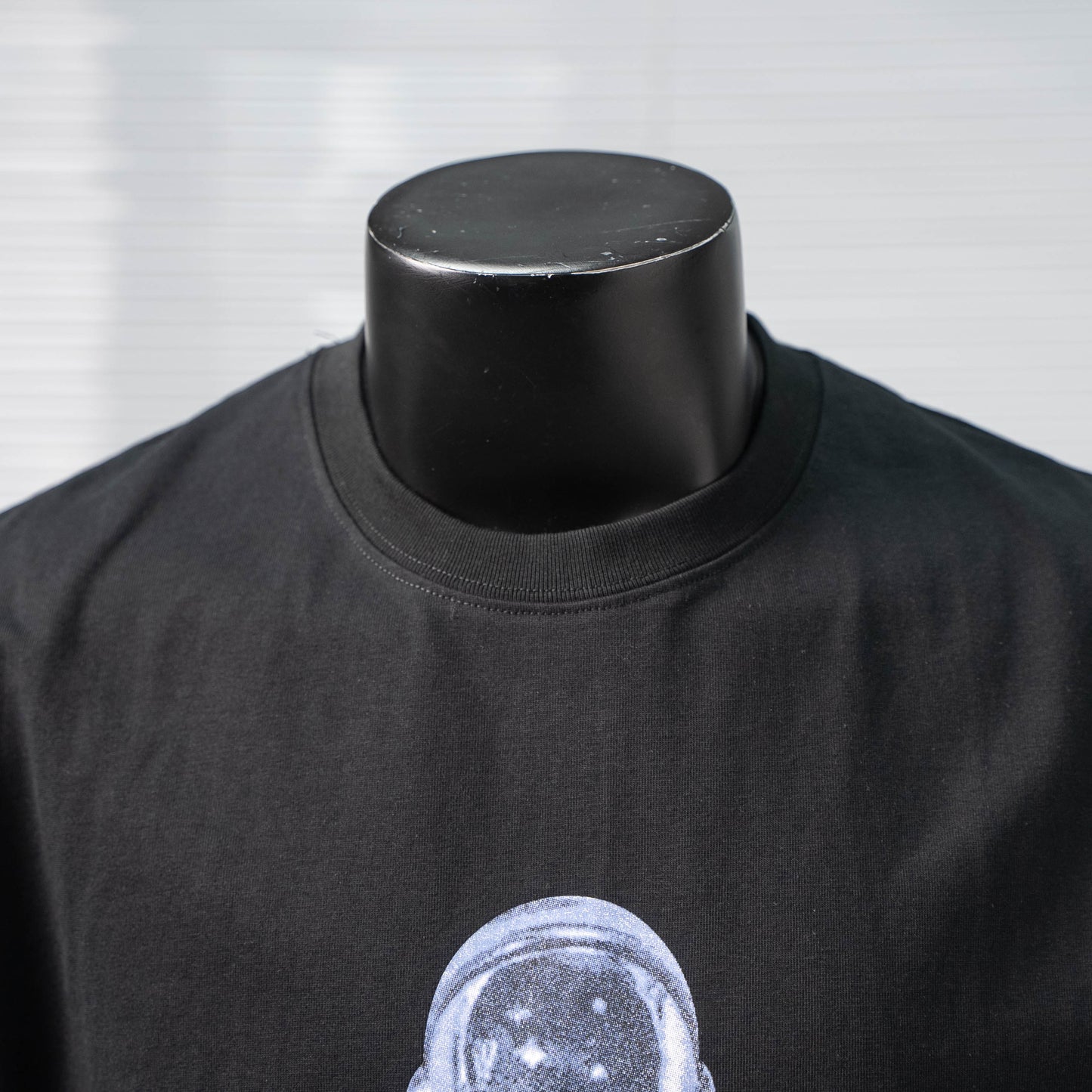 LOUIS VUITTON TRAVELLER ROBOT T-SHIRT – 1:1 HIGH END