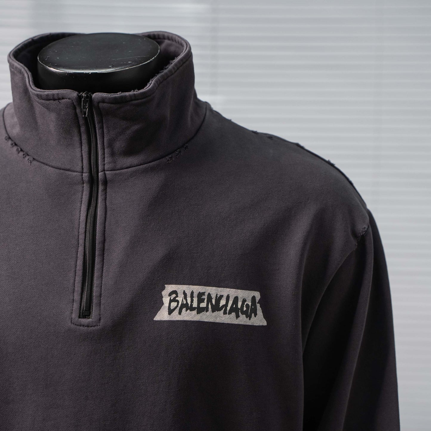 BALENCIAGA BLCG HALF-ZIP HIGH COLLAR SWEATSHIRT – 1:1 HIGH END