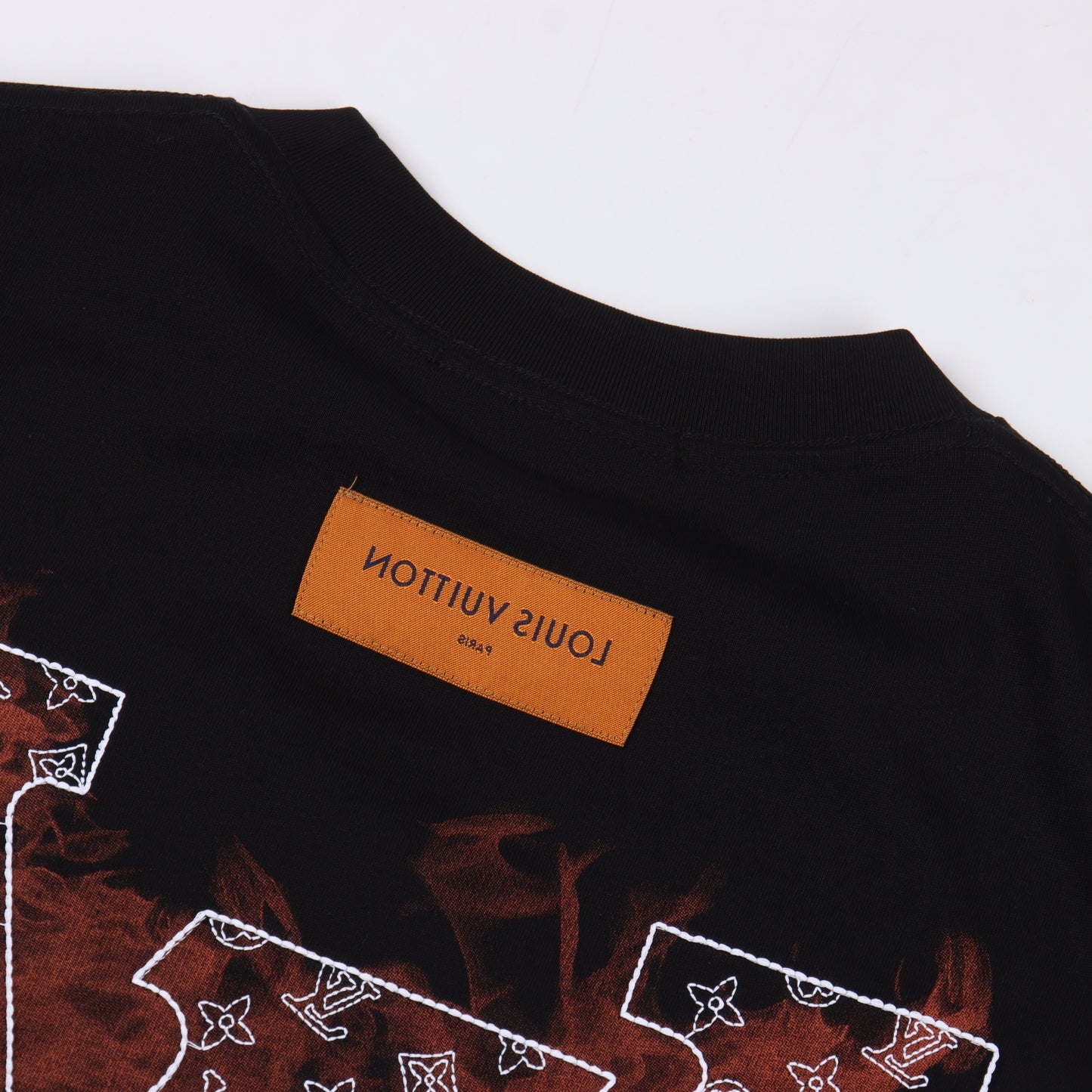 LOUIS VUITTON T-SHIRT - SUPER CLONE