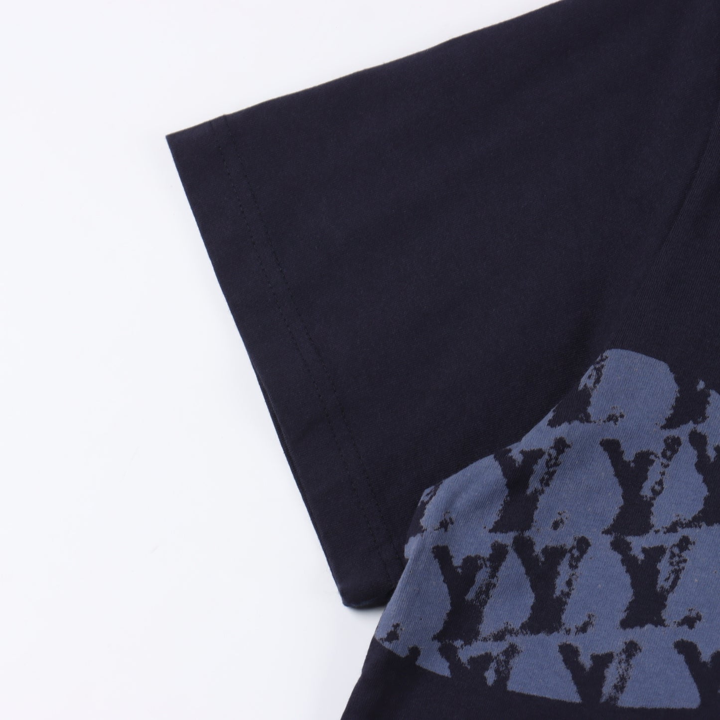 LOUIS VUITTON T-SHIRT - SUPER CLONE