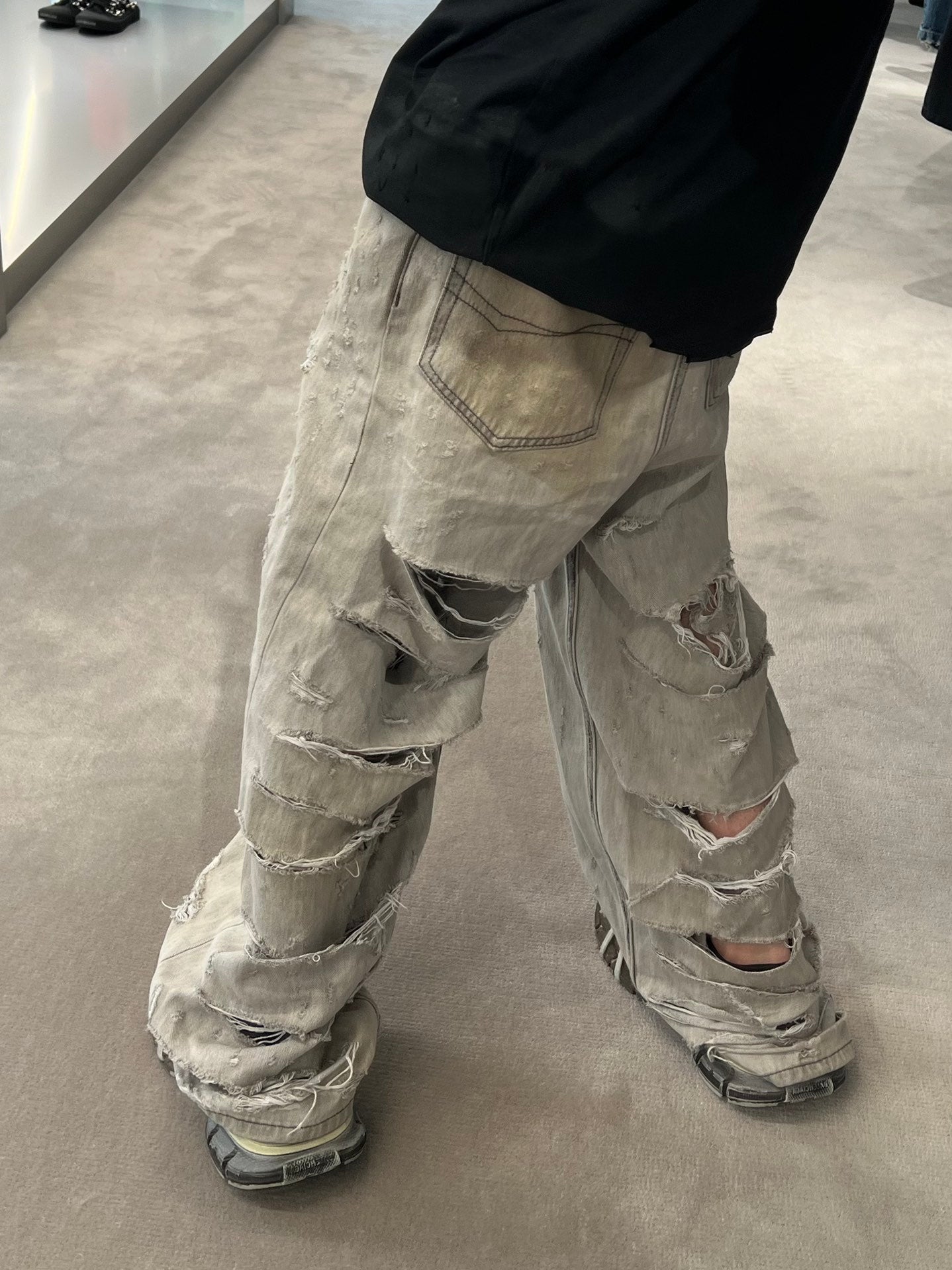 BALENCIAGA DISTRESSED DENIM – mit Tags – 1:1 HIGH END