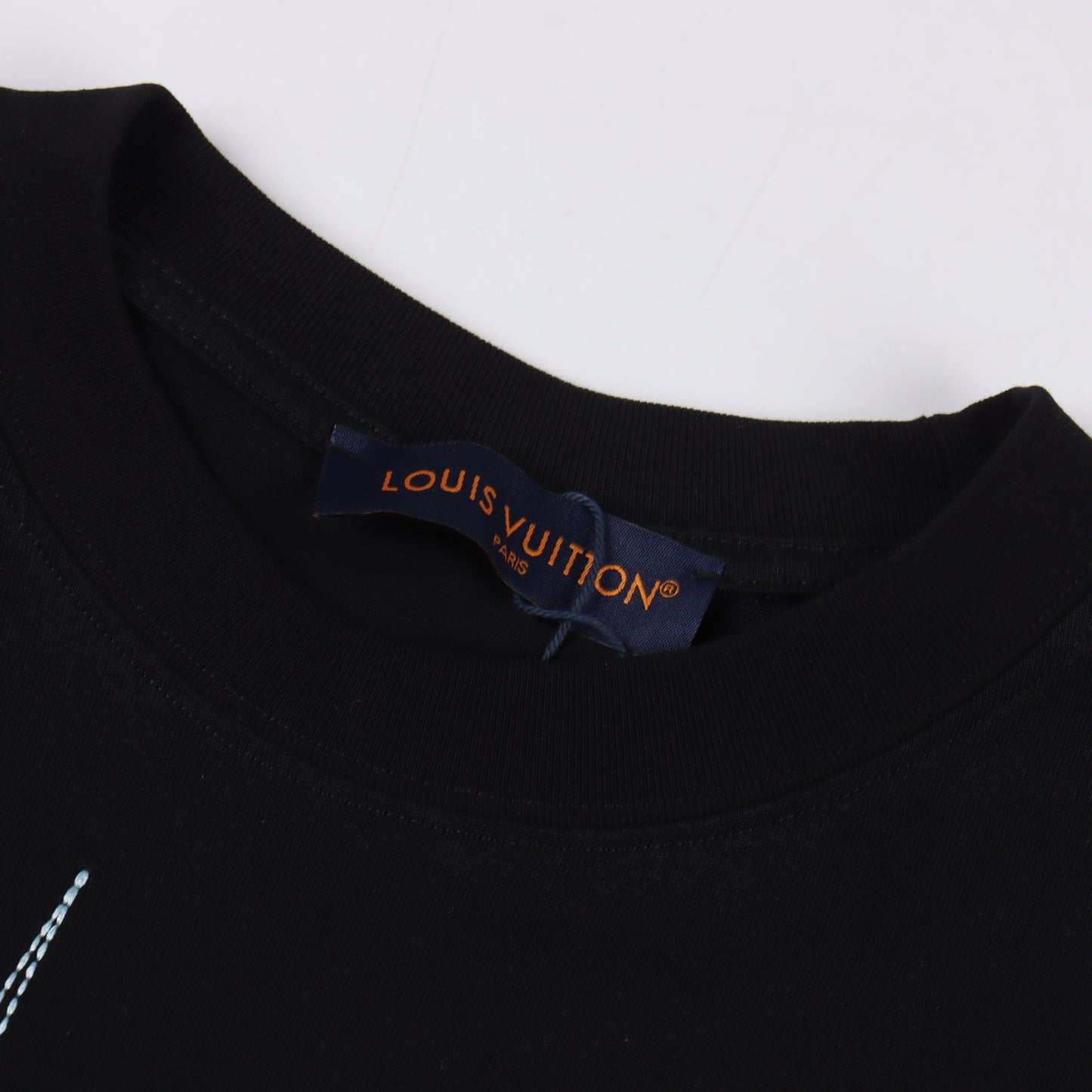 LOUIS VUITTON T-SHIRT - SUPER CLONE