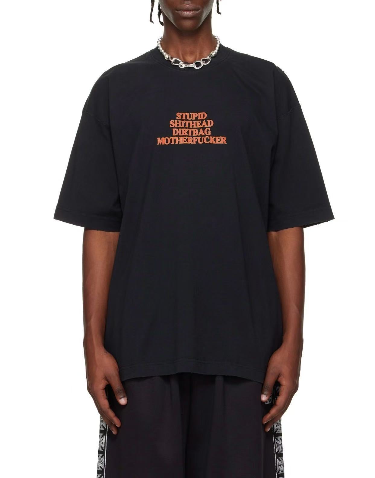 VETEMENTS T-SHIRT - SUPER CLONE