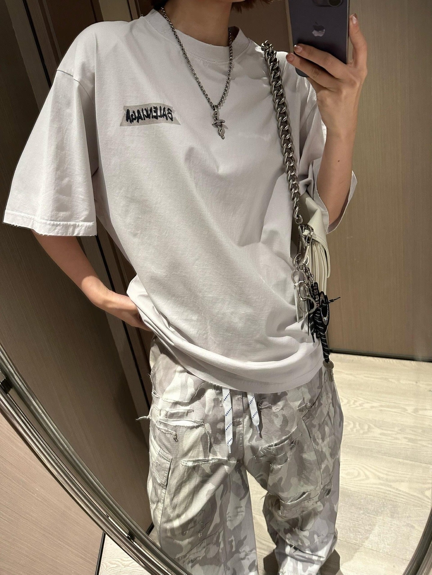BALENCIAGA T-SHIRT - SUPER CLONE