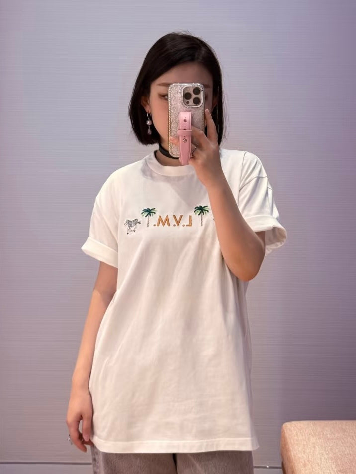 LOUIS VUITTON T-SHIRT - SUPER CLONE