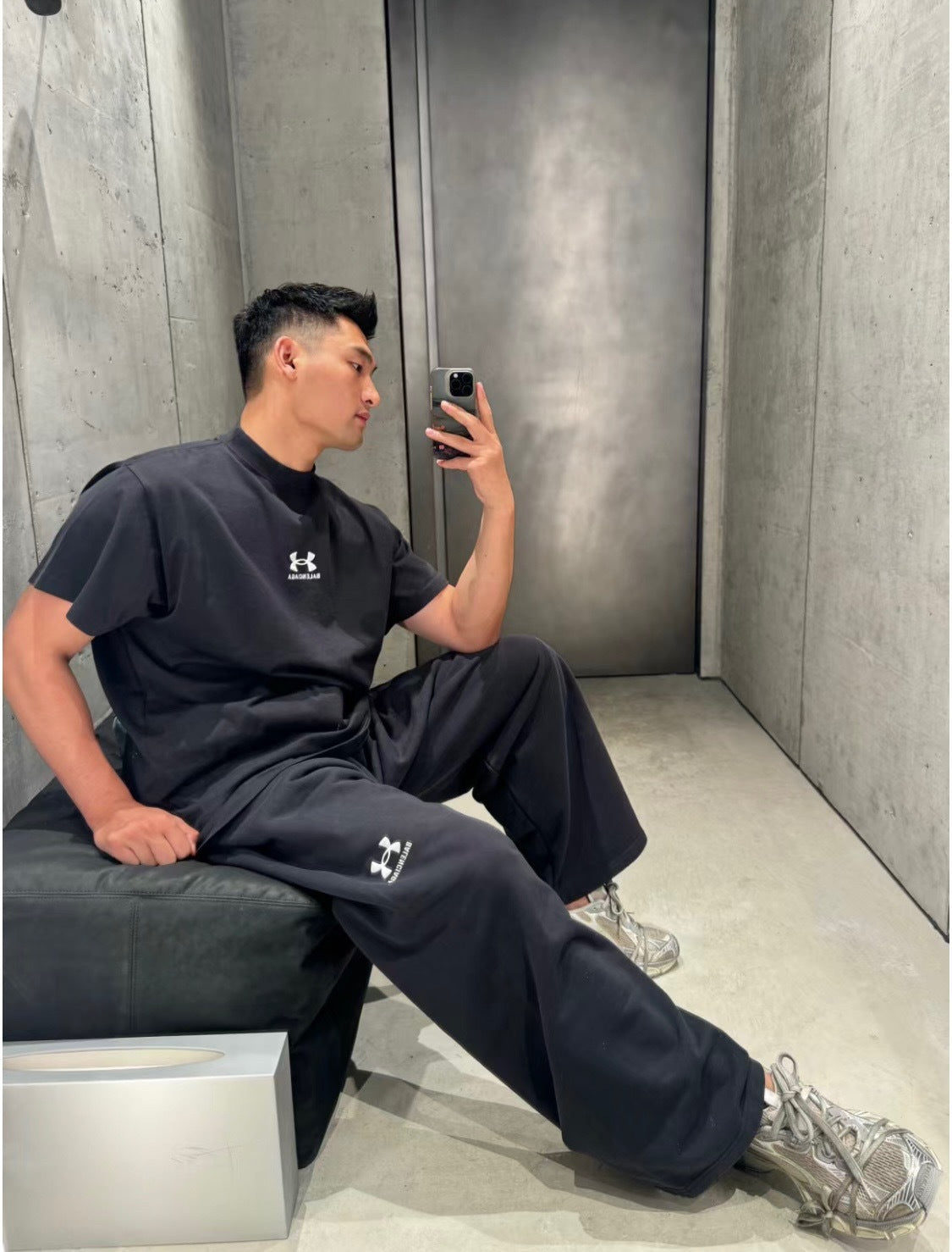 BALENCIAGA T-SHIRT - SUPER CLONE