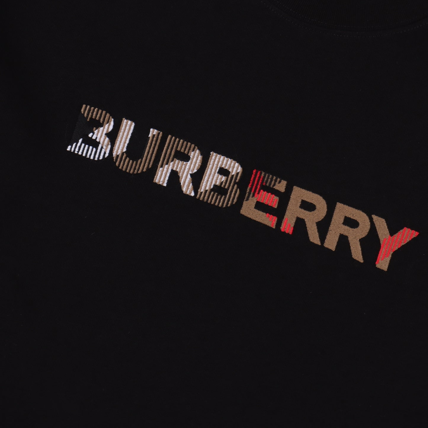 BURBERRY T-SHIRT - SUPER CLONE