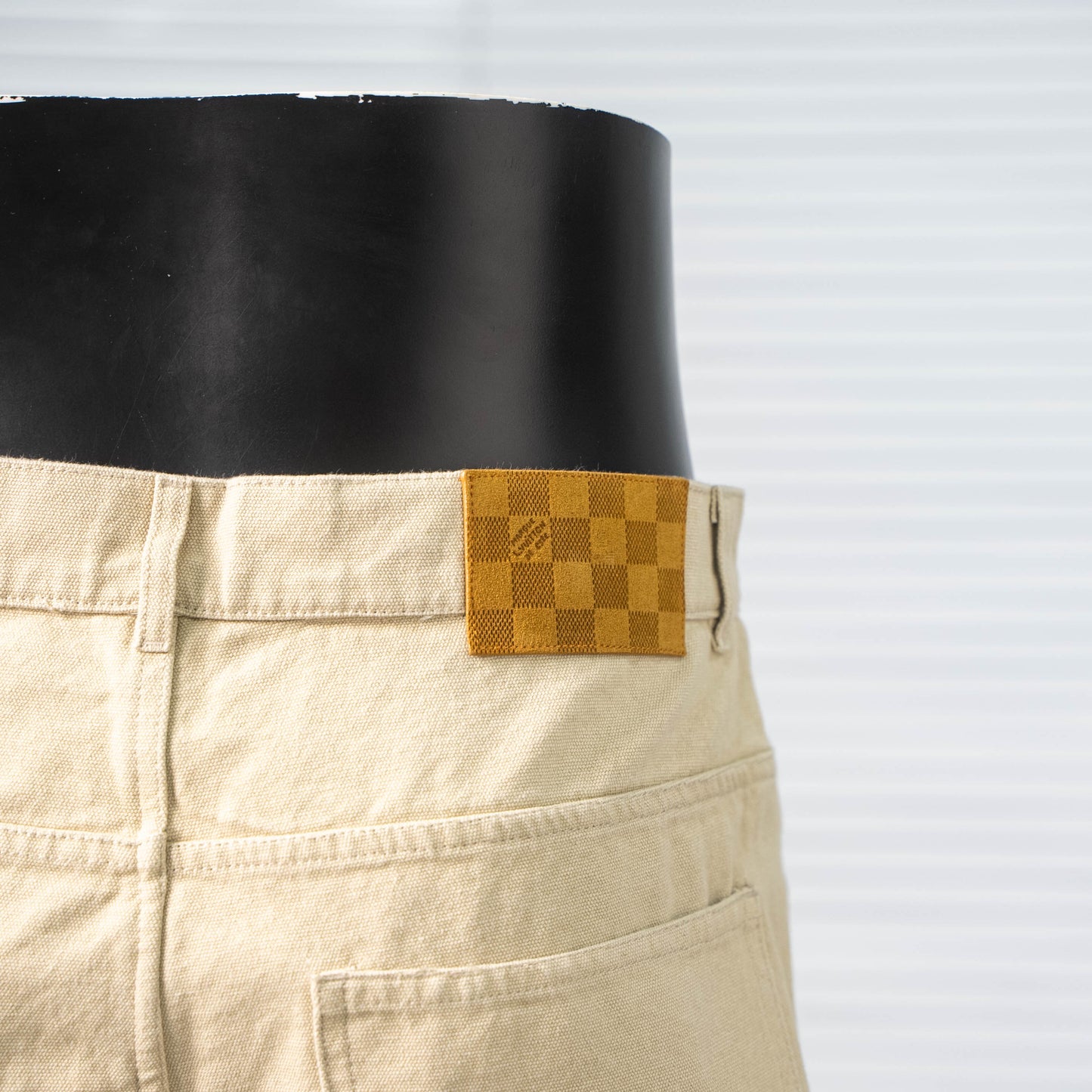 LOUIS VUITTON SIGNATURE STRAIGHT LEG JEANS – 1:1 HIGH END