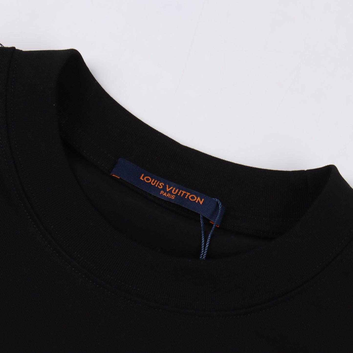 LOUIS VUITTON T-SHIRT  - SUPER CLONE