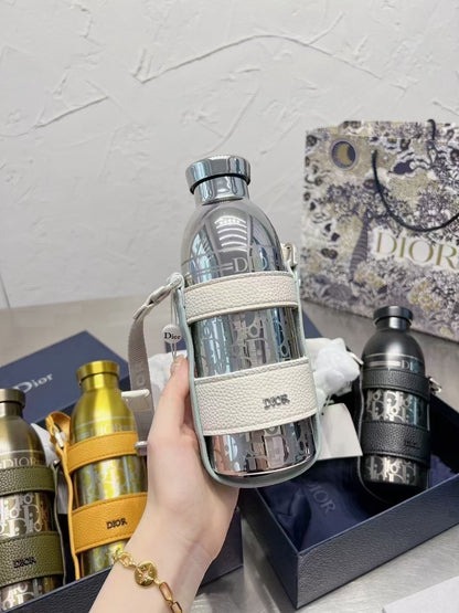 Dior Bottle 500ML (4 Farben) – mit Box (Kopie)