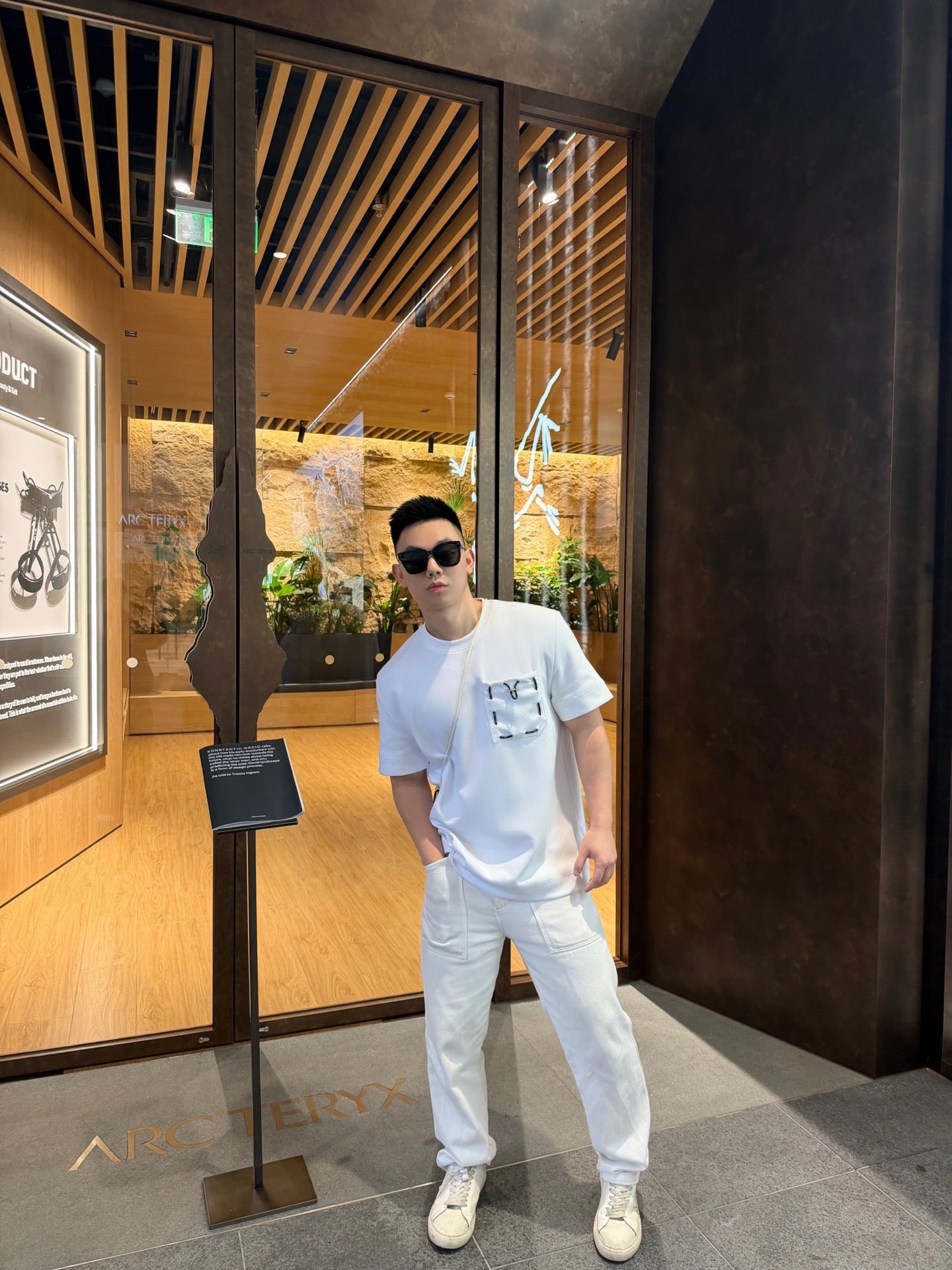 FENDI T-SHIRT - SUPER CLONE