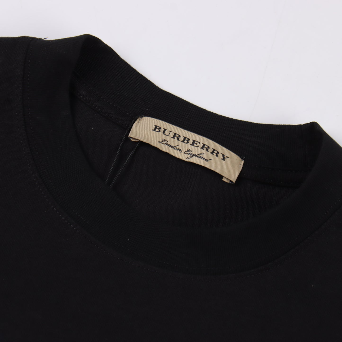 BURBERRY T-SHIRT - SUPER CLONE