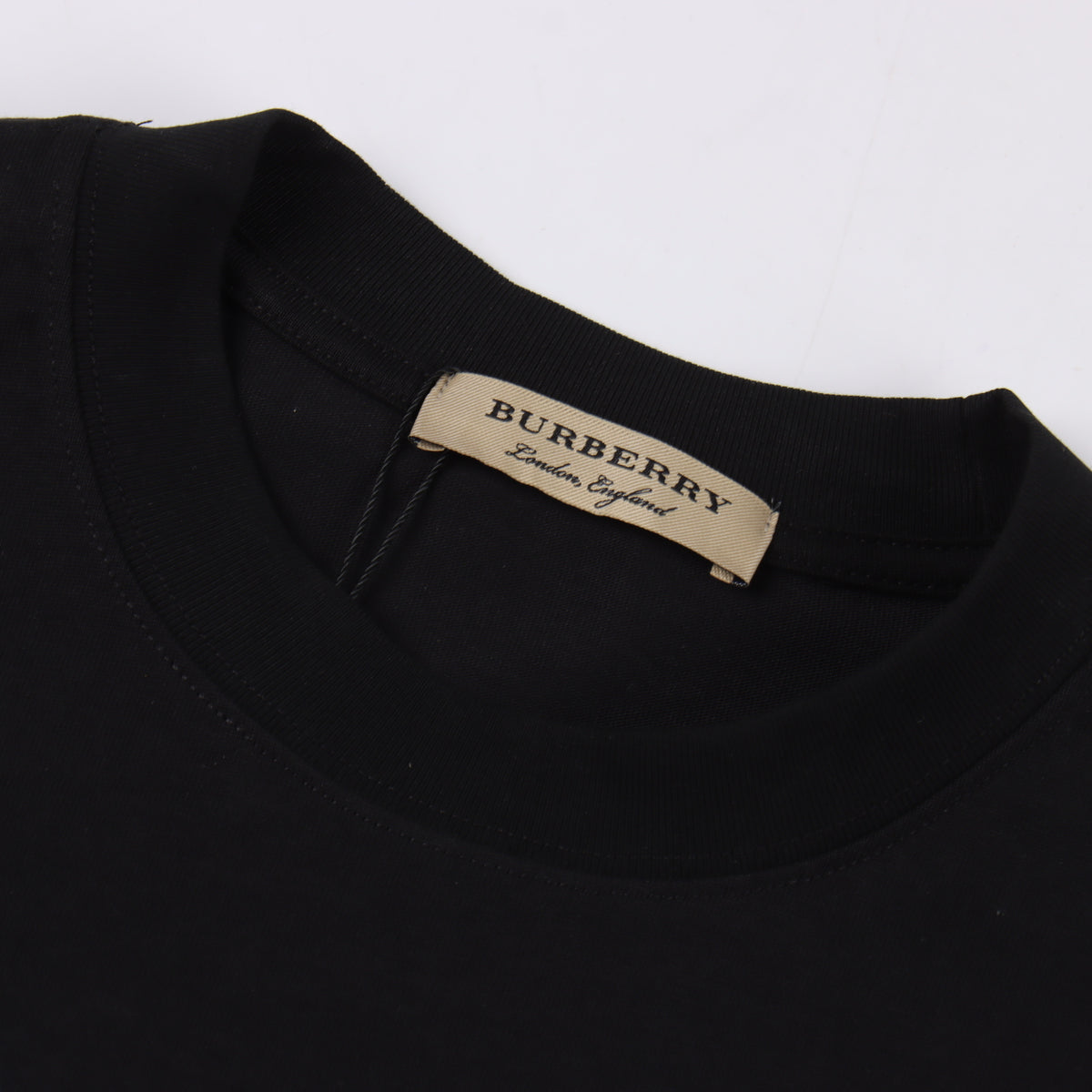 BURBERRY T-SHIRT - SUPER CLONE