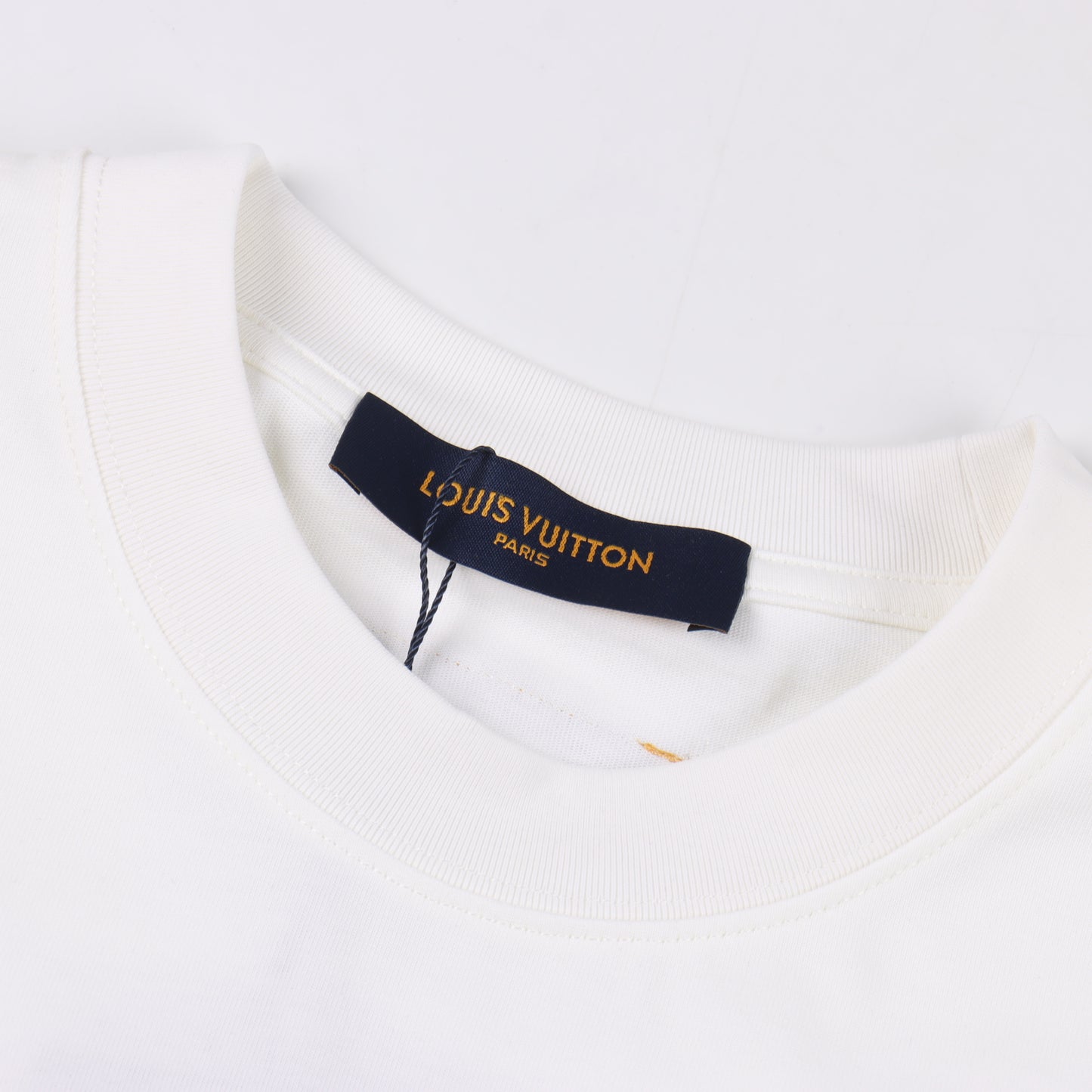 LOUIS VUITTON T-SHIRT - SCHWARZ / WEIß - SUPER CLONE 260g