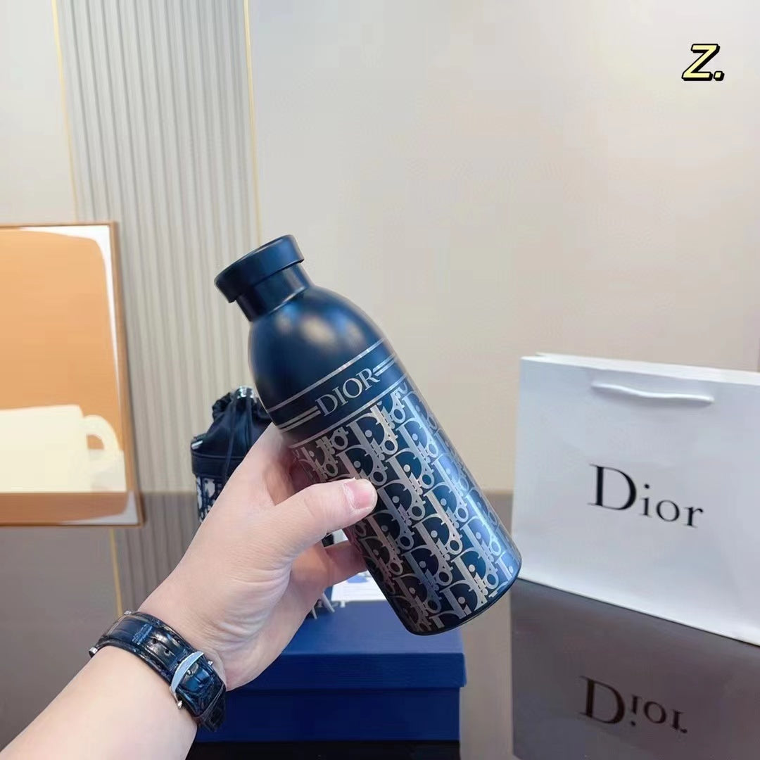 Dior Bottle 500ML (2 Farben) – mit Box