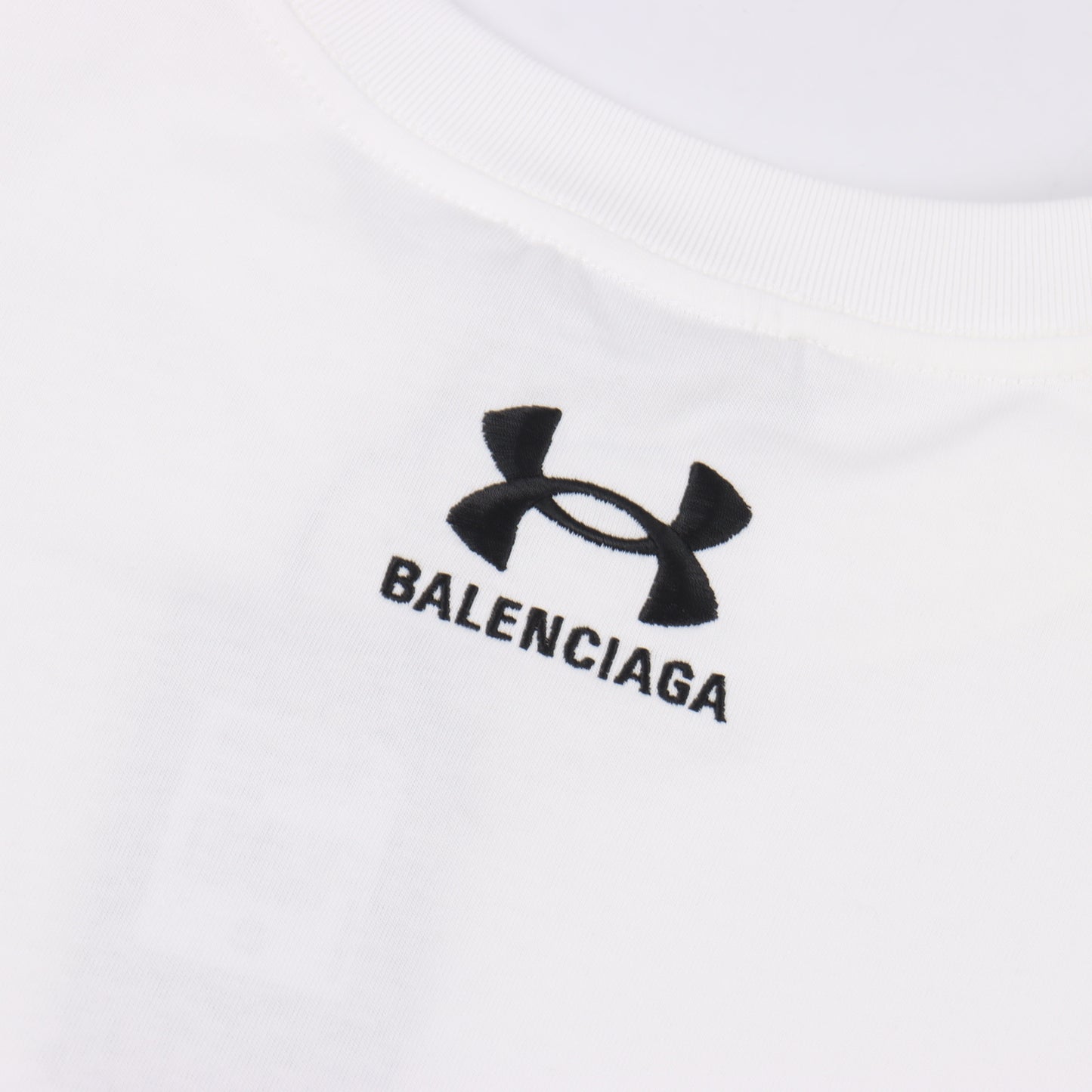 BALENCIAGA T-SHIRT - SUPER CLONE