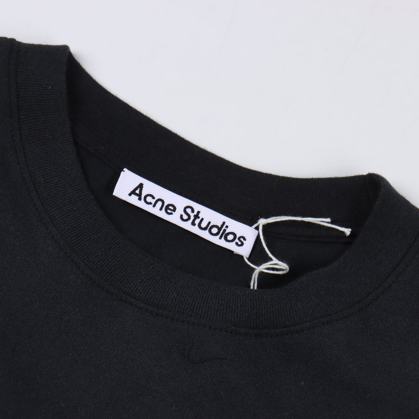 ACNE STUDIOS T-SHIRT - SUPER CLONE