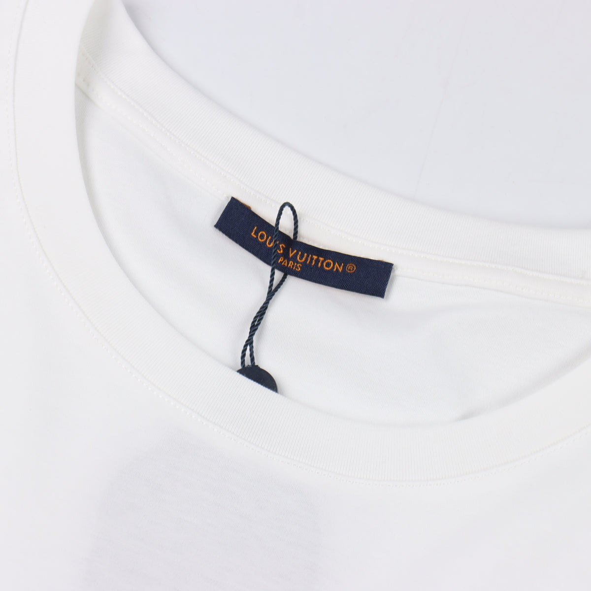 LOUIS VUITTON T-SHIRT - SUPER CLONE