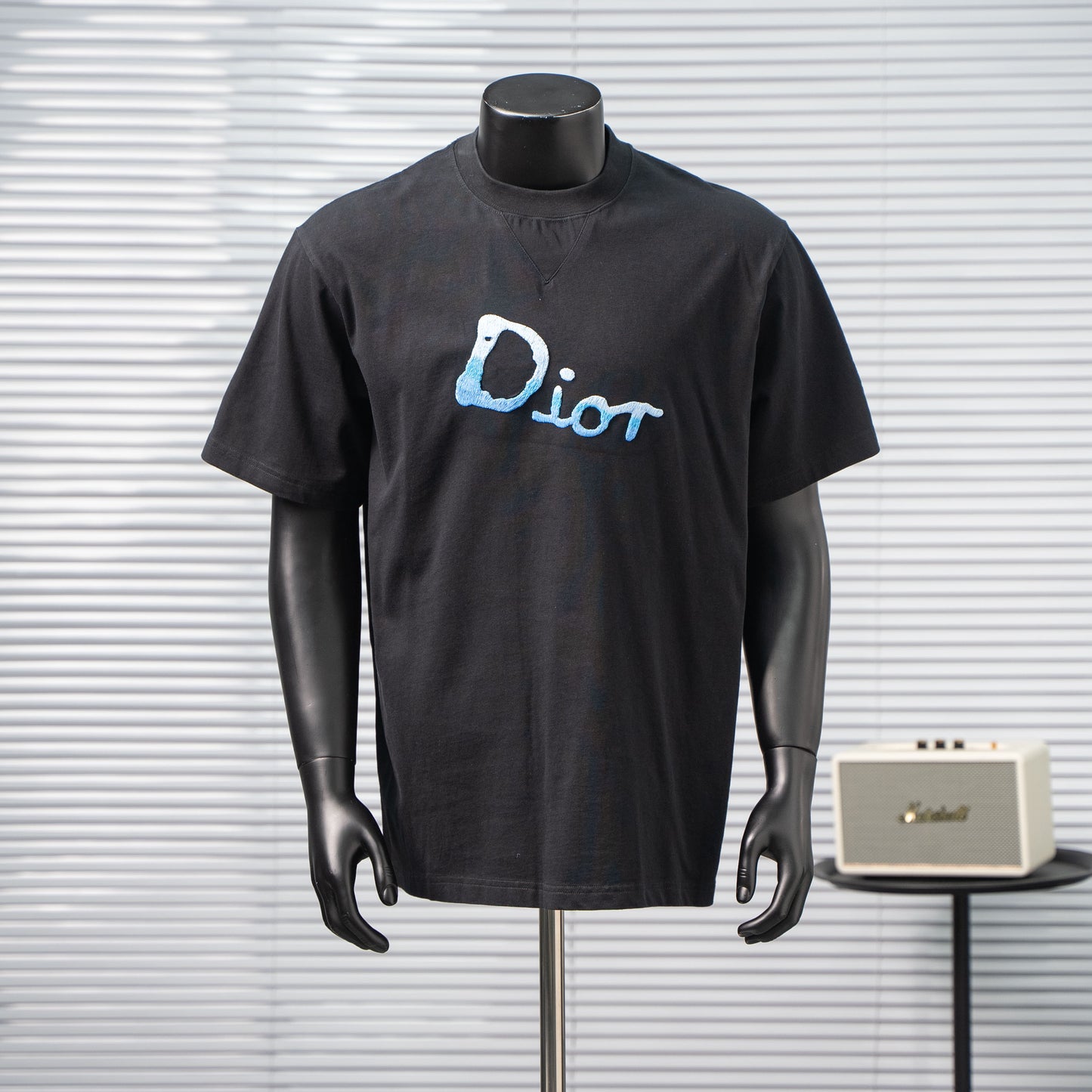DIOR GRADIENT GRAFFITI EMBROIDERY T-SHIRT– 1:1 HIGH END