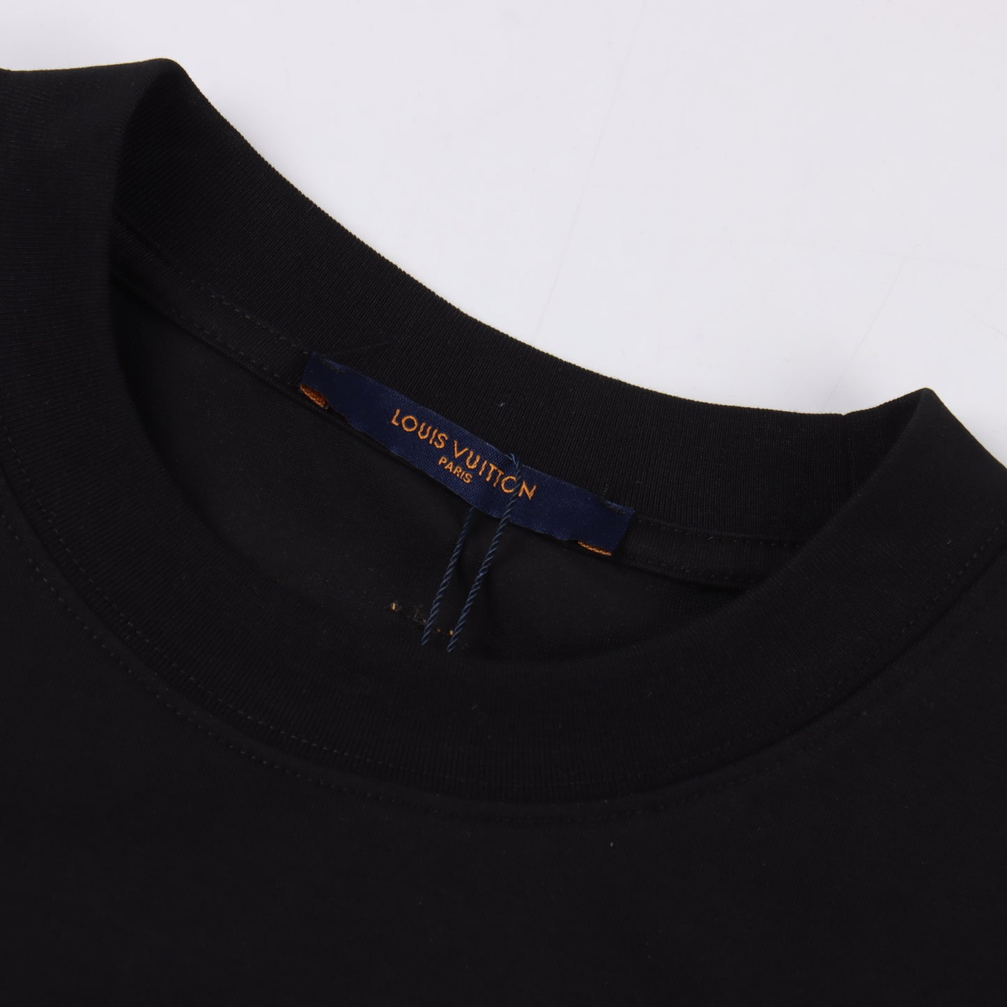 LOUIS VUITTON T-SHIRT - SUPER CLONE