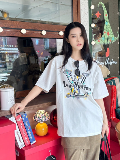 LOUIS VUITTON T-SHIRT - SUPER CLONE