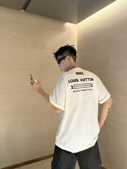 LOUIS VUITTON T-SHIRT - SUPER CLONE